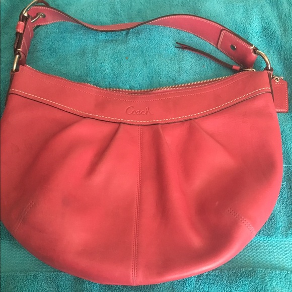 Deep Pink Large Leather Coach shoulder purse - Picture 1 of 5